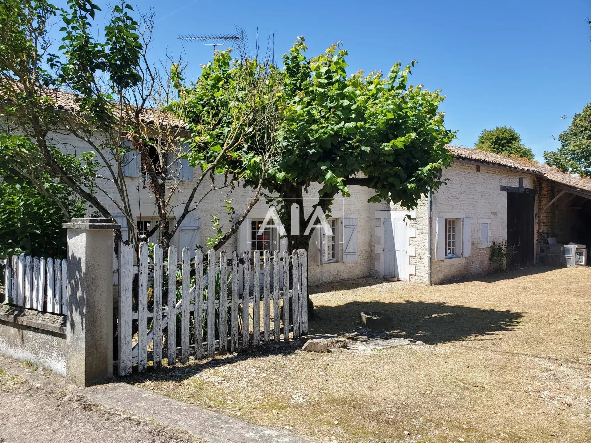 Maison de village à Chaunay