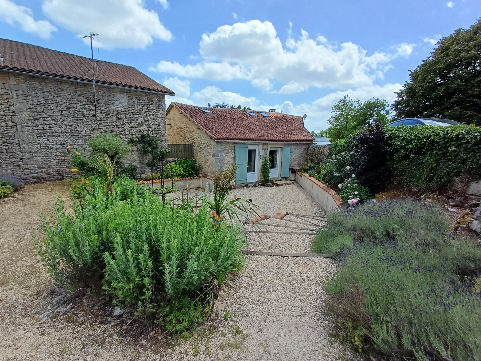 MAISON DE VILLAGE ANCIENNE