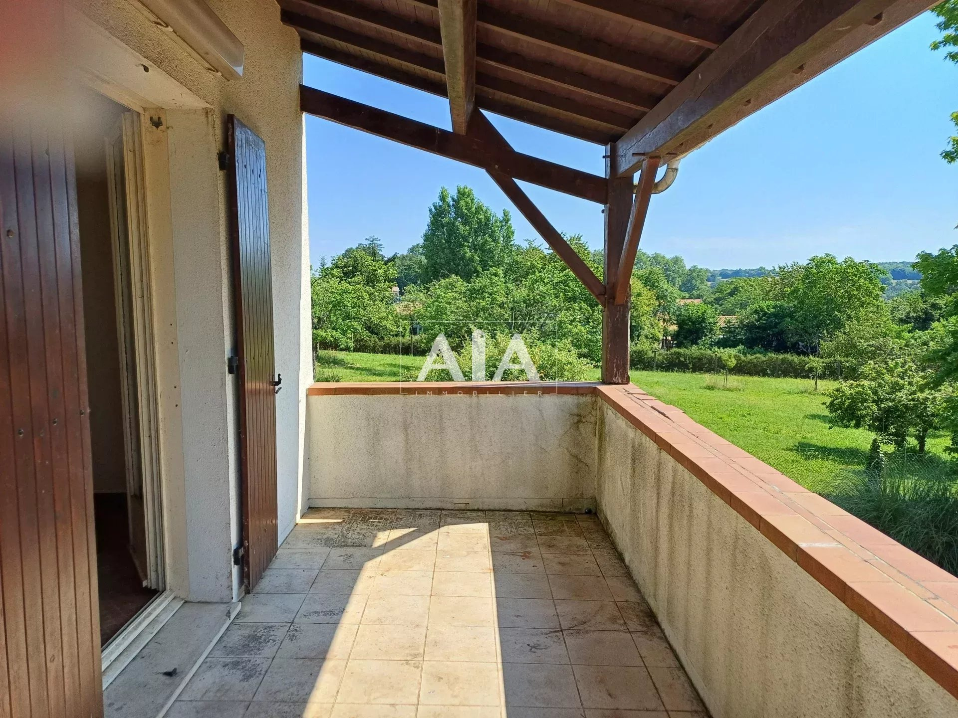 PAVILLON SUR SOUS SOL